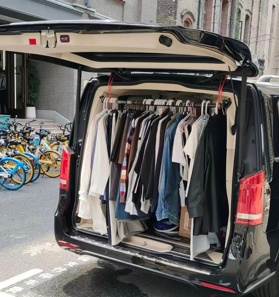 剧组后勤用车